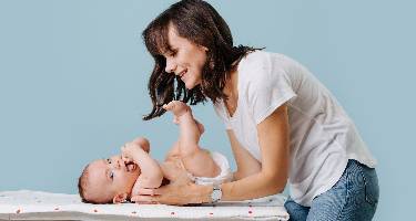 غرف تبديل ملابس الرضّع